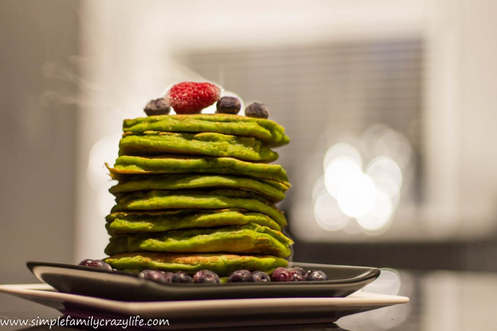 St. Patrick's Day Vegan Spinach Pancakes